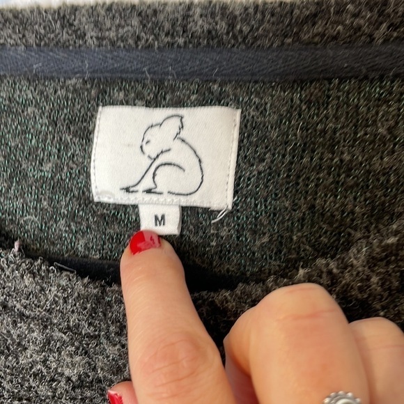 KUWALLATEE cozy charcoal texture long sleeve top - Picture 6 of 8